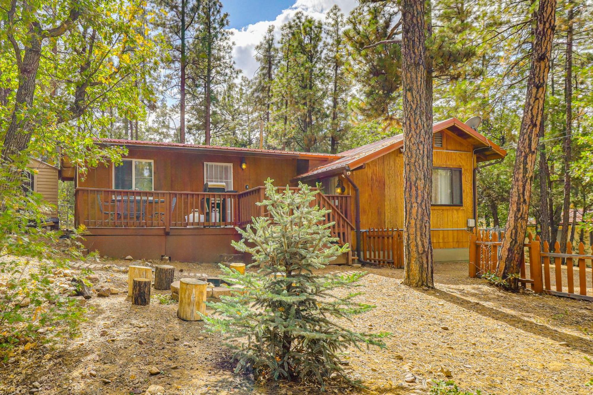 Cozy Lakeside Escape with Deck 4 Mi to Rainbow Lake Pinetop-Lakeside Exterior foto